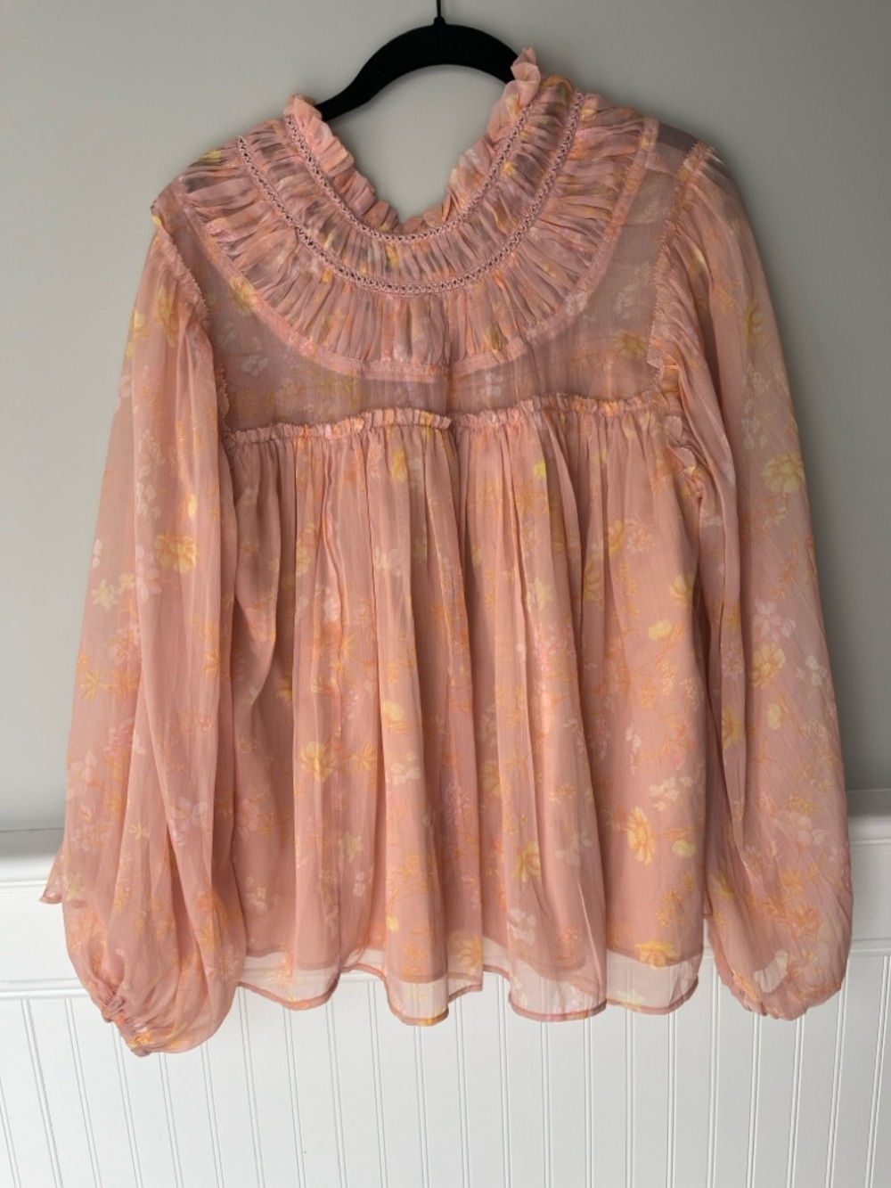 French Connection Peach Floral Blouse XL (NWOT)